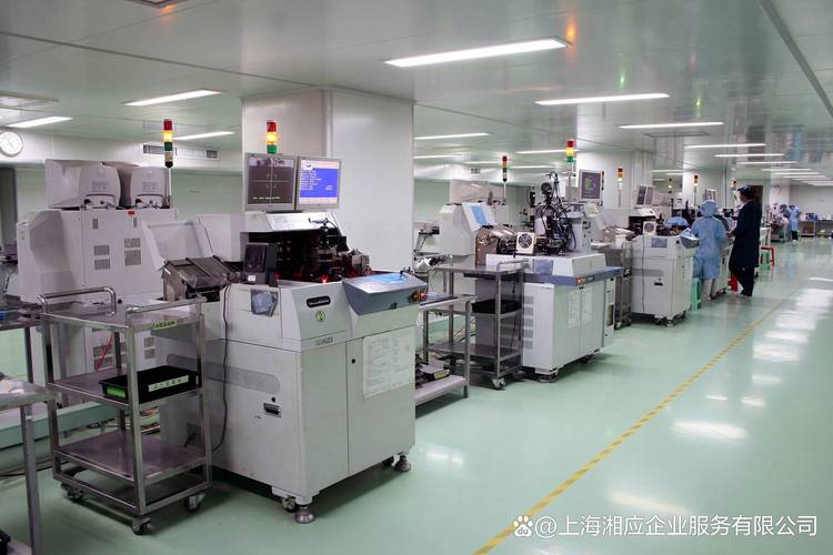 企業需具備核心自主知識產權,研發投入比例達標,高新技術產品收